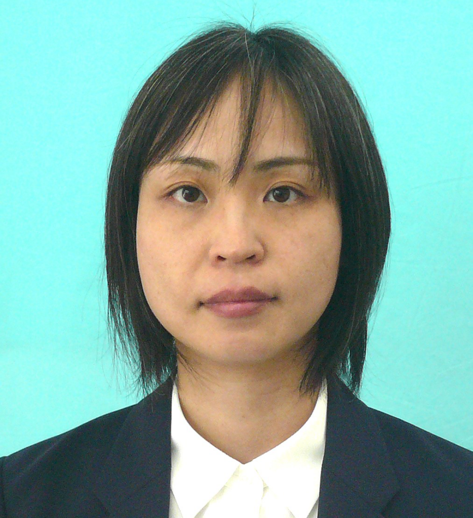 石井　優香